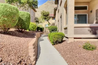 Photo #5: 2327224 Listing