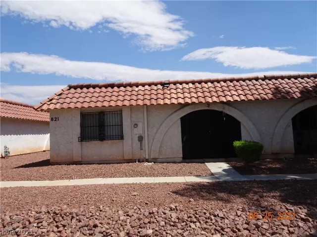 MLS: 2327248 Condo For Sale