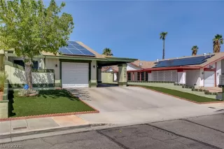 Photo #1: 2327279 Listing