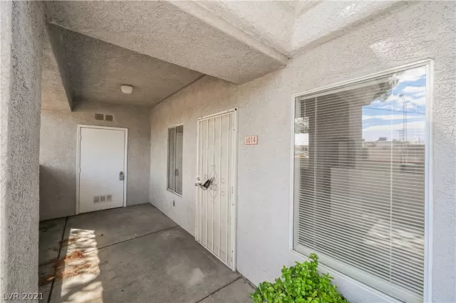 MLS: 2327339 Condo For Sale