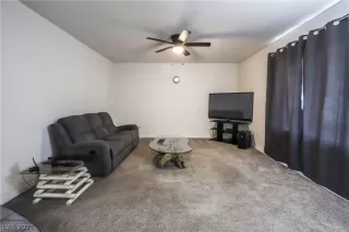 Photo #4: 2327350 Listing