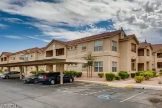 Photo #1: 2327445 Listing