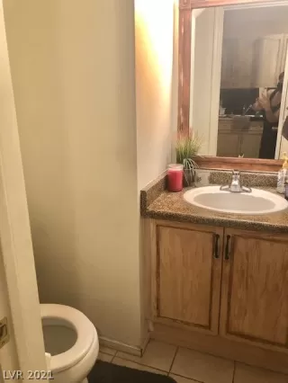 Photo #5: 2327524 Listing