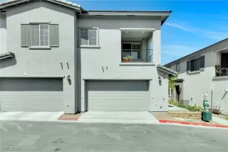 Photo #3: 2327548 Listing