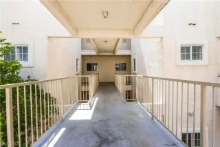 Photo #1: 2327583 Listing 