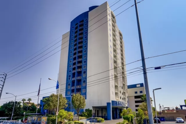 MLS: 2327587 Condo For Sale