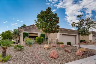 Photo #1: 2327608 Listing 