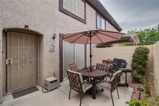 Photo #5: 2327611 Listing 