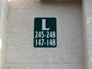 Photo #3: 2327612 Listing 