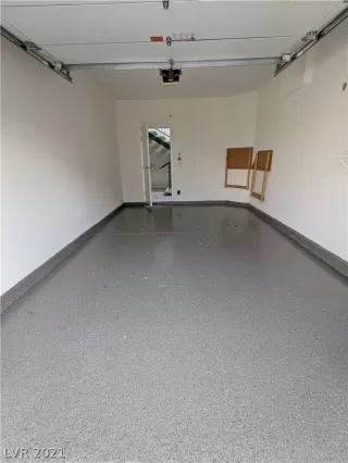 Photo #6: 2327612 Listing 