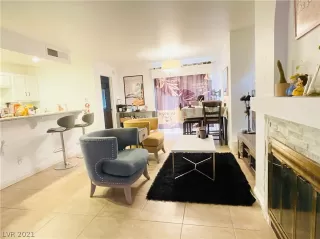Photo #2: 2327621 Listing