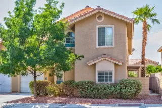 Photo #1: 2327677 Listing