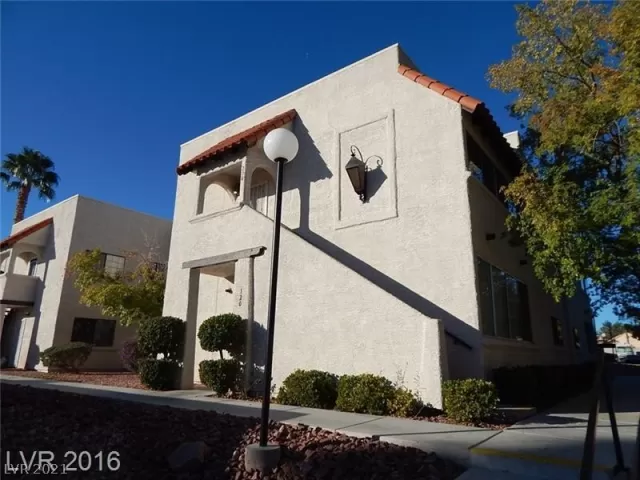 MLS: 2327684 Condo For Sale