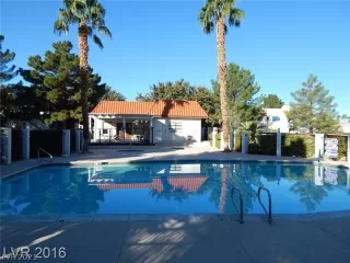 Photo #1: 2327684 Listing 