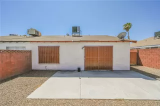 Photo #6: 2327719 Listing 