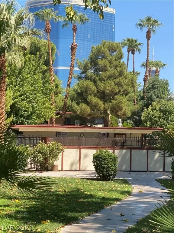 MLS: 2327746 Condo For Sale