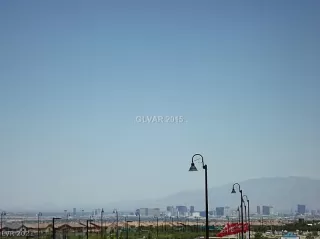 Photo #3: 2327807 Listing