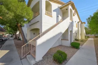 Photo #2: 2327844 Listing