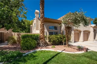 Photo #1: 2327847 Listing 