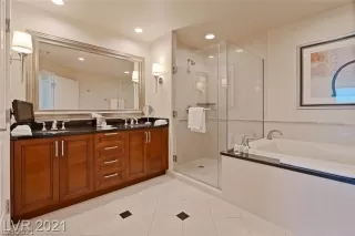 Photo #6: 2327866 Listing 