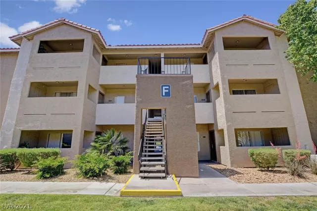 MLS: 2327880 Condo For Sale