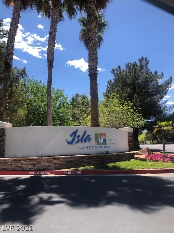 MLS: 2328050 Condo For Sale