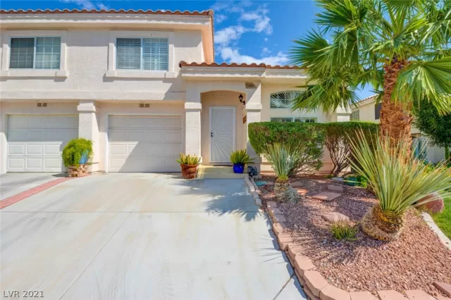 MLS: 2328060 Condo For Sale