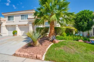 Photo #2: 2328060 Listing