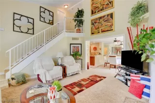 Photo #6: 2328060 Listing