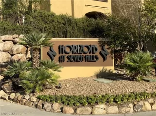 Photo #2: 2328068 Listing 