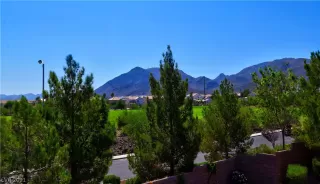 Photo #6: 2328091 Listing 