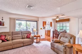 Photo #6: 2328110 Listing 