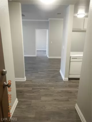 Photo #1: 2328119 Listing 
