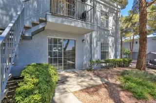 Photo #5: 2328129 Listing