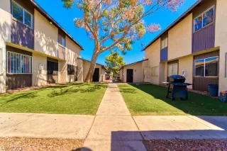 Photo #1: 2328137 Listing 