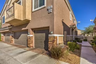 Photo #2: 2328152 Listing