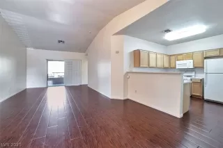 Photo #3: 2328171 Listing 