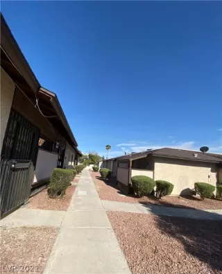 Photo #1: 2328205 Listing 