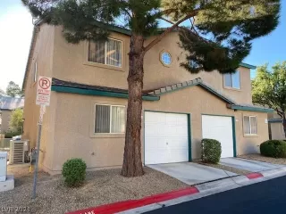 Photo #1: 2328207 Listing