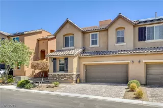 Photo #2: 2328247 Listing