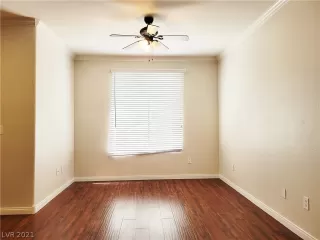 Photo #3: 2328267 Listing 