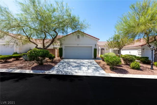 MLS: 2328269 Condo For Sale