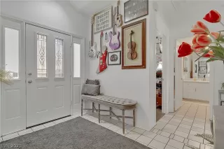 Photo #6: 2328270 Listing 