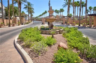 Photo #3: 2328324 Listing