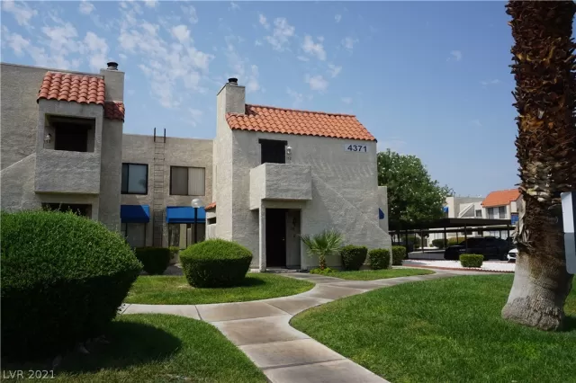 MLS: 2328334 Condo For Sale