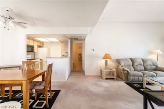 Photo #2: 2328335 Listing