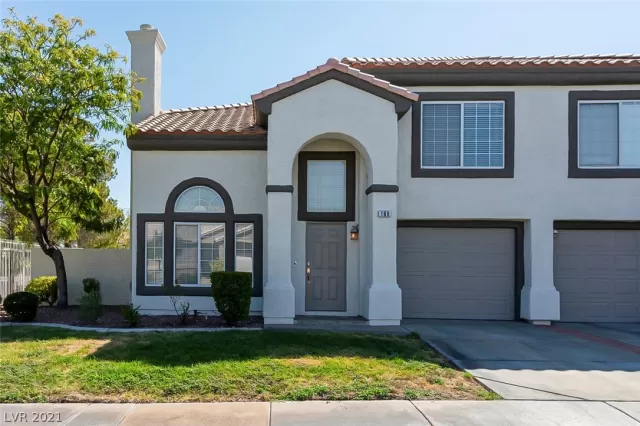 MLS: 2328392 Condo For Sale