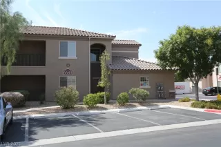 Photo #2: 2328529 Listing 