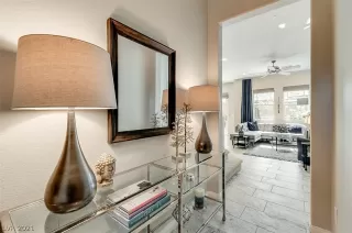 Photo #5: 2328535 Listing 