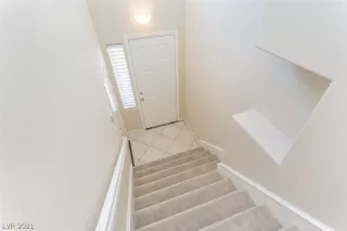 Photo #4: 2328545 Listing 